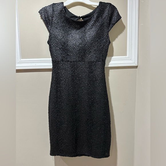 AKIRA Chicago Dress‎ - Picture 1 of 4
